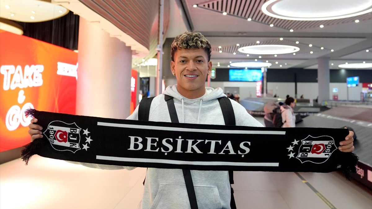 Beşiktaş, Elan Ricardo’yu İstanbul’a getirdi
